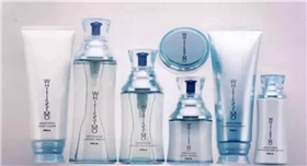 高級(jí)注射色母用于化妝品包裝盒.jpg 高級(jí)注射色母用于化妝品包裝盒.jpg